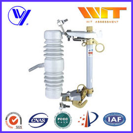 Buen precio El interruptor cortado voltaje medio sale el fusible con el aislador PD3 de la porcelana en línea